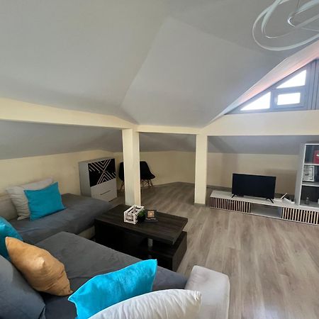 Apartment Happy Holiday Lazur Burgas Exterior foto
