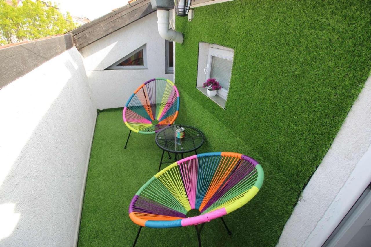Apartment Happy Holiday Lazur Burgas Exterior foto