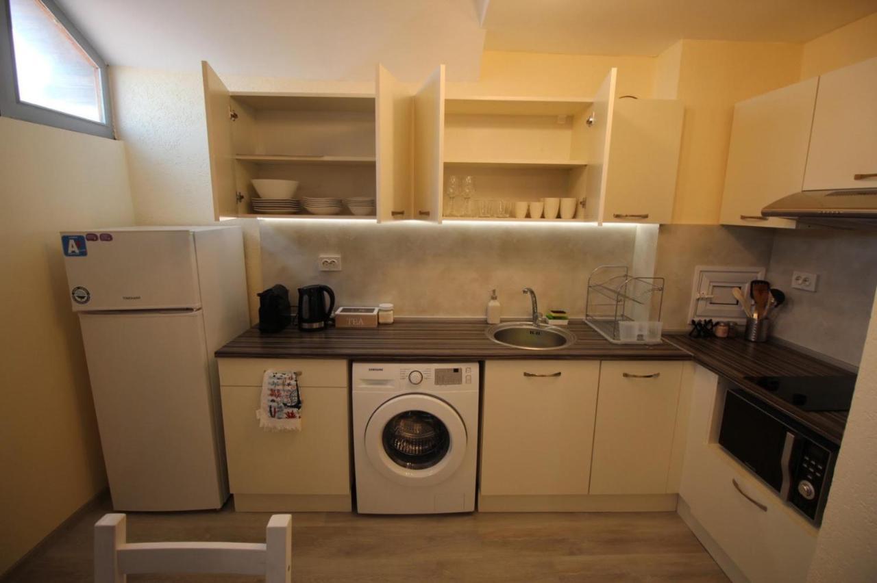 Apartment Happy Holiday Lazur Burgas Exterior foto