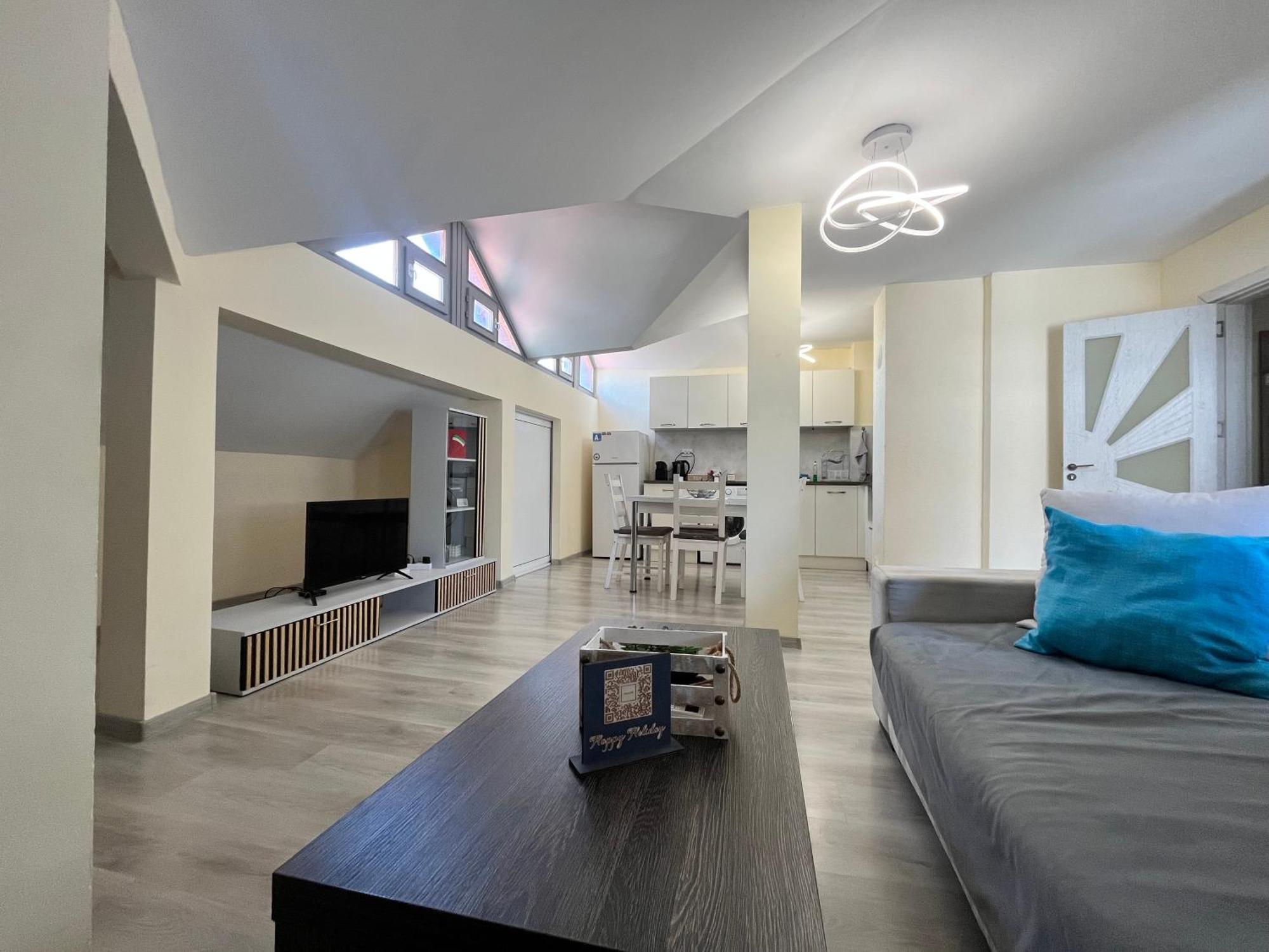 Apartment Happy Holiday Lazur Burgas Exterior foto